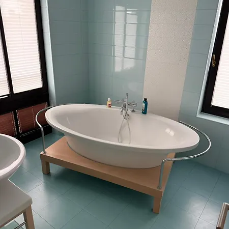 빌라 Private Villa Near Prague Up 10 Guests *